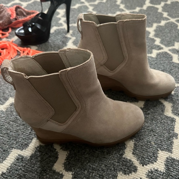 Sorrel Chelsea Booties - Picture 3 of 3